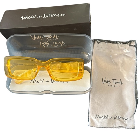 Veda Tinda Vision Sunglasses YELLOW Rectangle Lucite Includes Case Cloth NIB - Picture 3 of 6